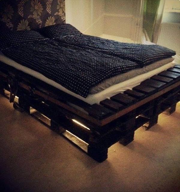 DIY Pallet Bed Frame with Lights