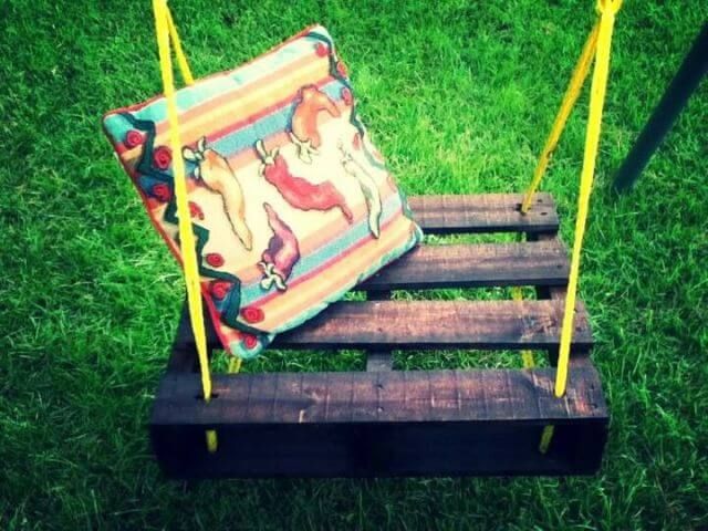 Pallet Swing Bench