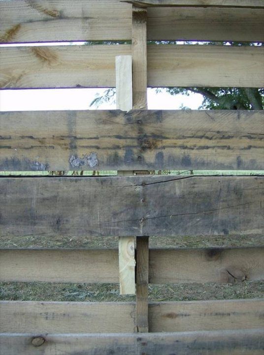 DIY Storage Shed From Pallets