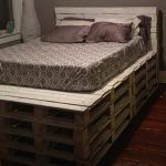 repurposed pallet bed