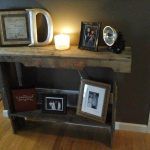 recycled pallet entry way desk