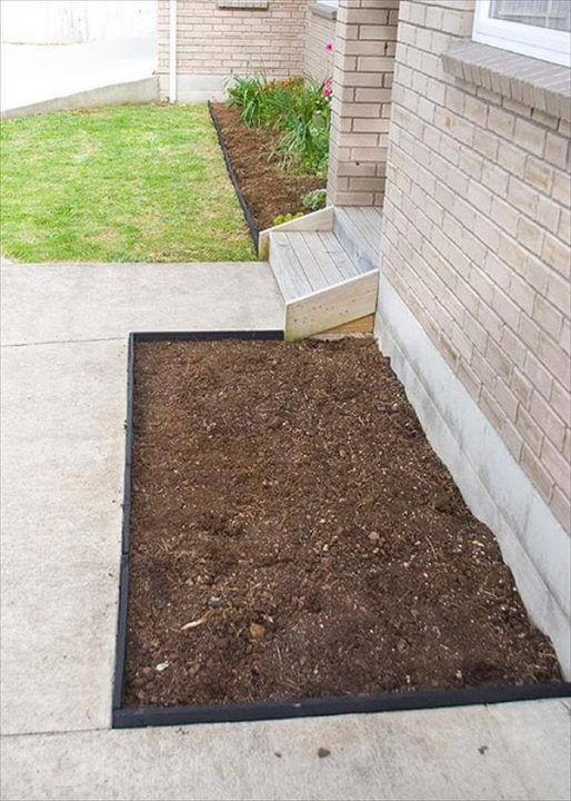 DIY Pallet Garden Bed Edging