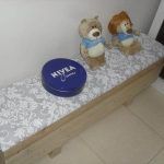 recycled pallet tiny cushioned bench