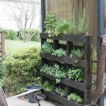 repurposed pallet vertical garden