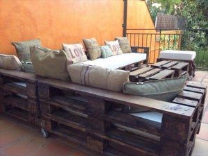 DIY Pallet L Shaped Sectional Sofa