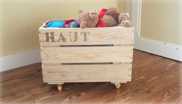 How to make a toy box out store of pallets