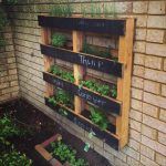 recycled pallet vertical herb garden