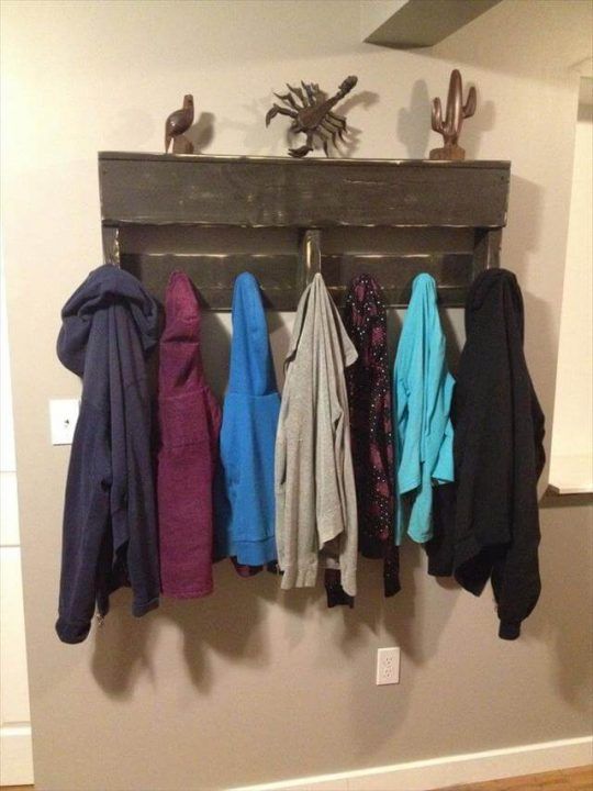 10 Reclaimed Wood Pallet Coat Rack