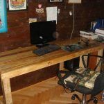 recycled pallet computer desk