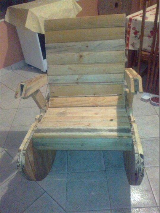 DIY Salvaged Pallet and Wire Spool Rocking Chair