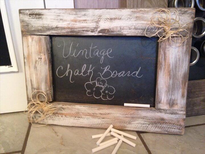 upcycled pallet chalk board