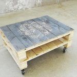 repurposed pallet rolling coffee table with patterned top