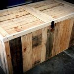 upcycled pallet chest