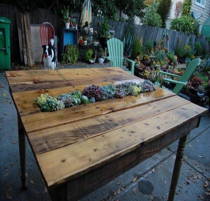 diy pallet table with planter