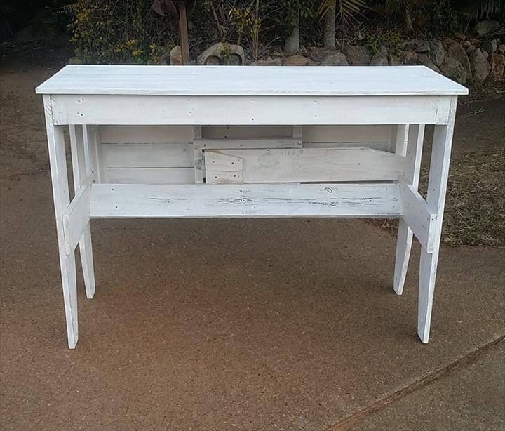 recycled pallet white table with edged top