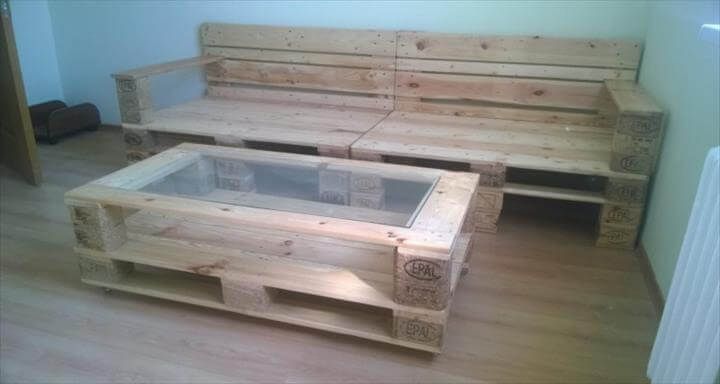 wooden pallet sofa with coffee table