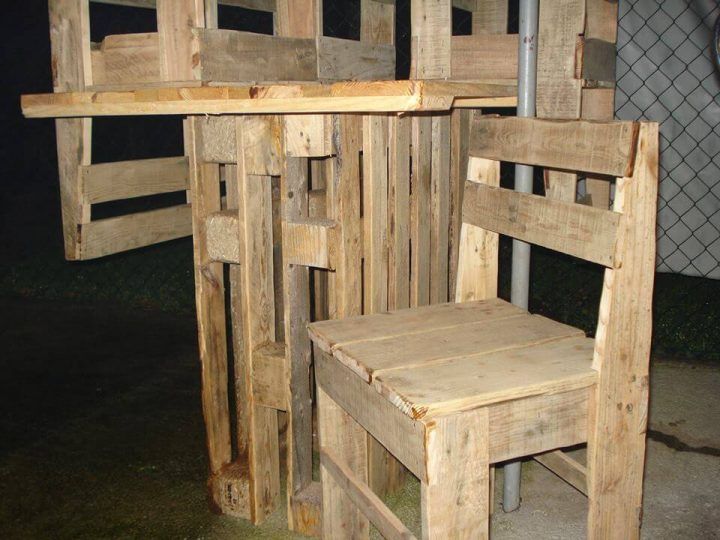 Pallets wood Bar Table Set