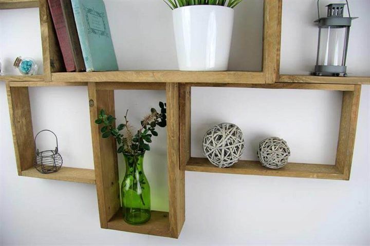 Accent pallet wall mounted shelf