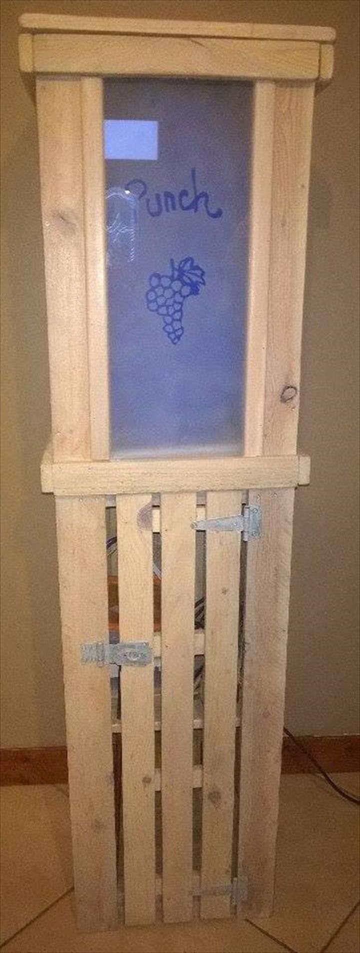pallet grape juice station
