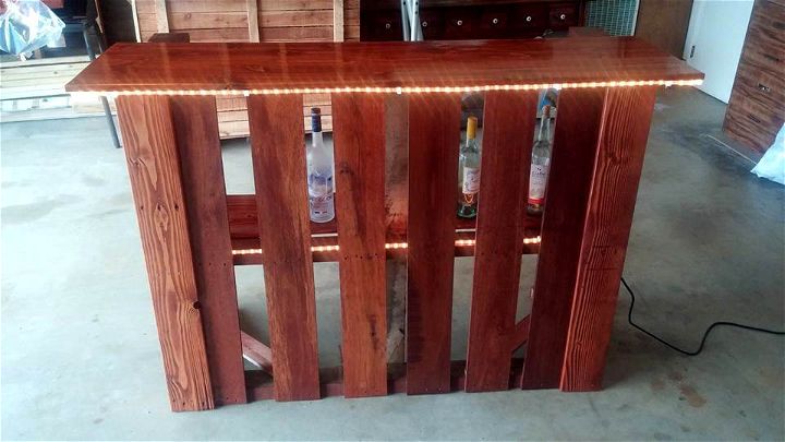 diy wooden pallet bar with lights