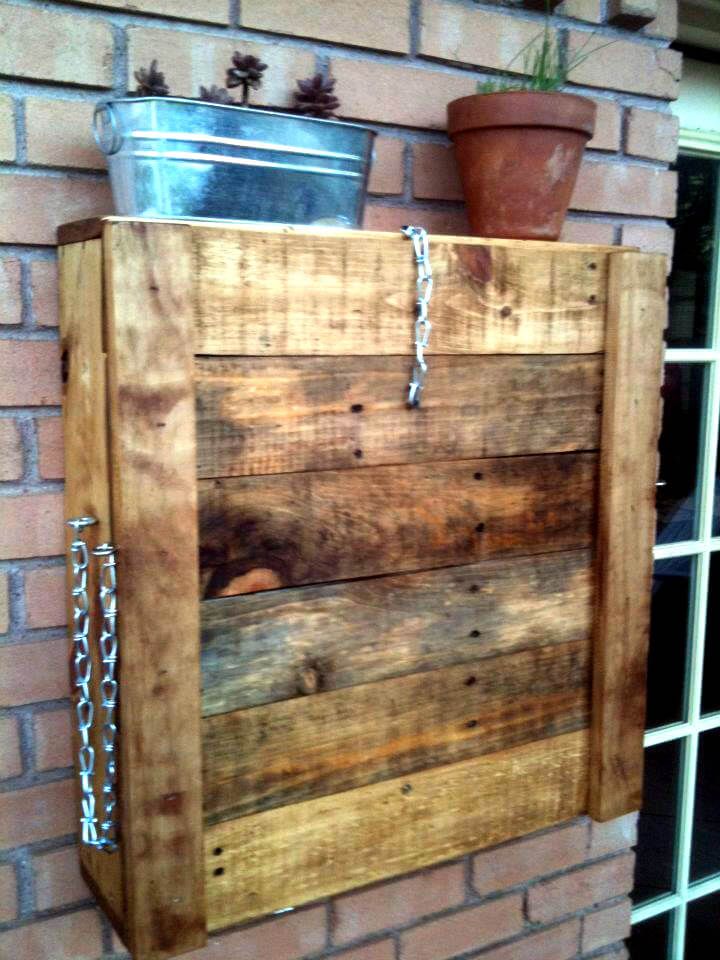 pallet outdoor wall mounted bar
