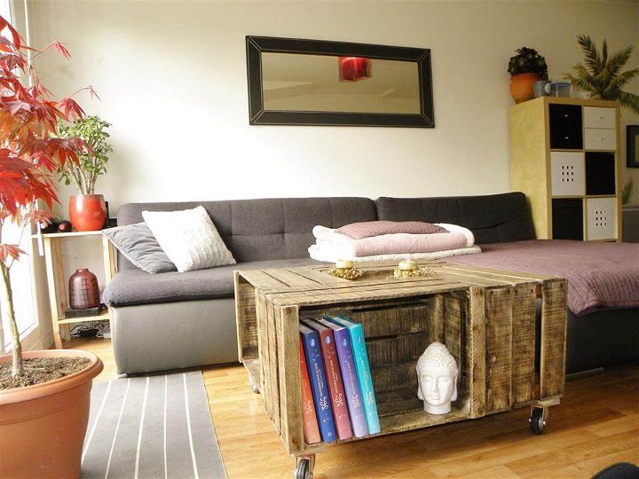 wooden pallet crate coffee table