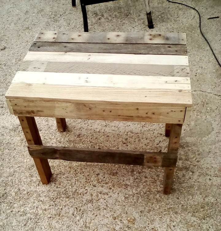 no-cost pallet end table