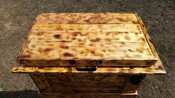 handcrafted wooden pallet outdoor cooler