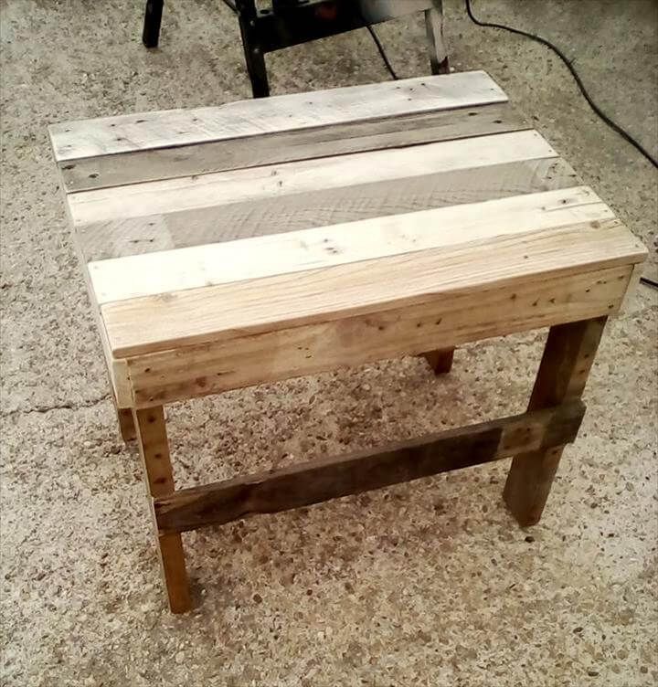 recycled pallet mini table