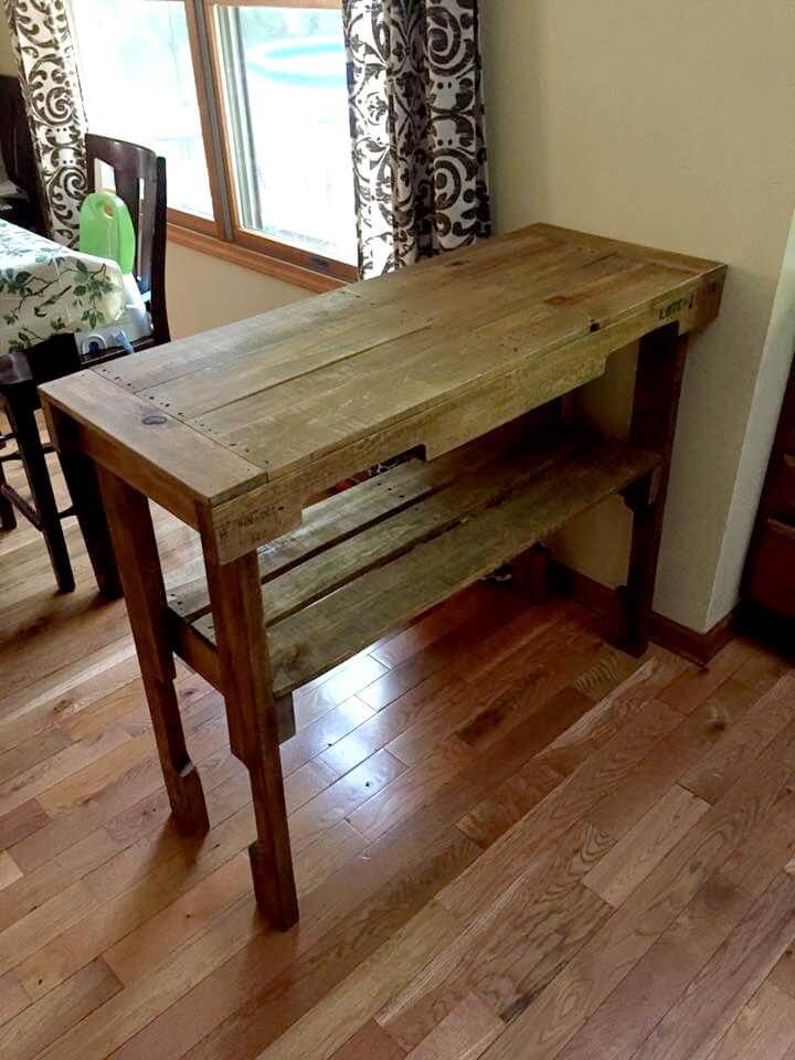 Rustic pallet hall table