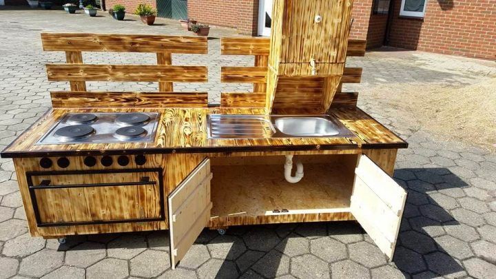 Upcycled Pallet Mud Kitchen   Diy Scorched Pallet Mud Kitchen With Custom Storage Options 720x405 