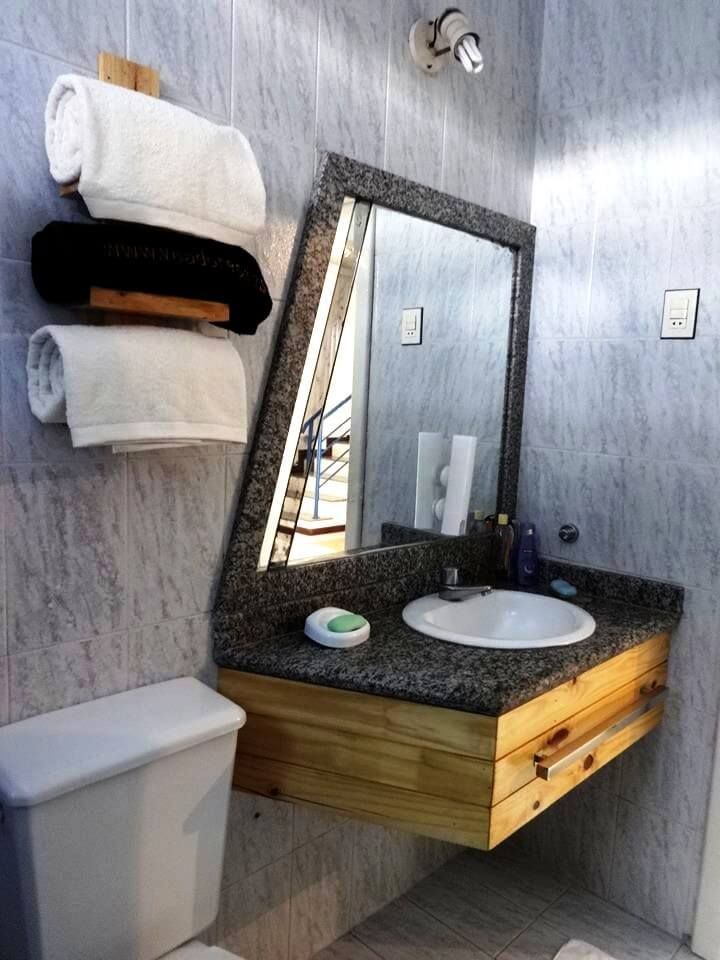 self-installed pallet wall mounted vanity with one drawer