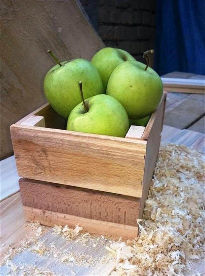 wooden pallet fruit box or bread box