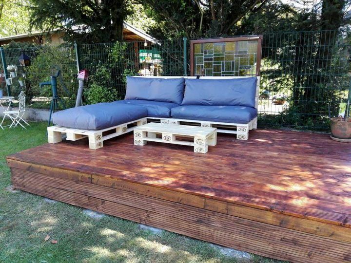 Recycled Pallet Sofa Design Reference: DIY Awesome Pallet Sofa Design For Outdoors