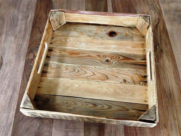rustic pallet made tray