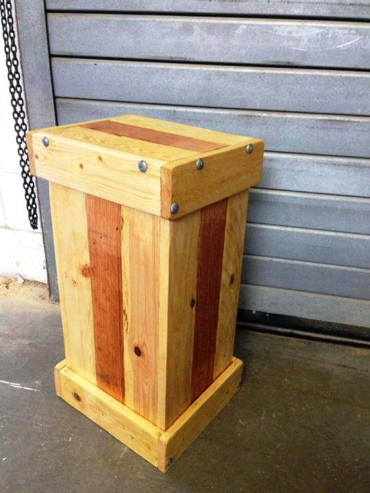 15 Easy DIY Pallet Ideas to Try out This Weekend