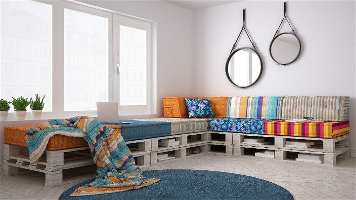 5 Trendy Pallet Home Projects To Try In 2021