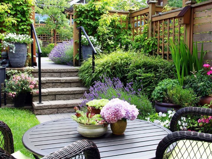 Trends To Look Out For In 2022 For Your Garden Makeover